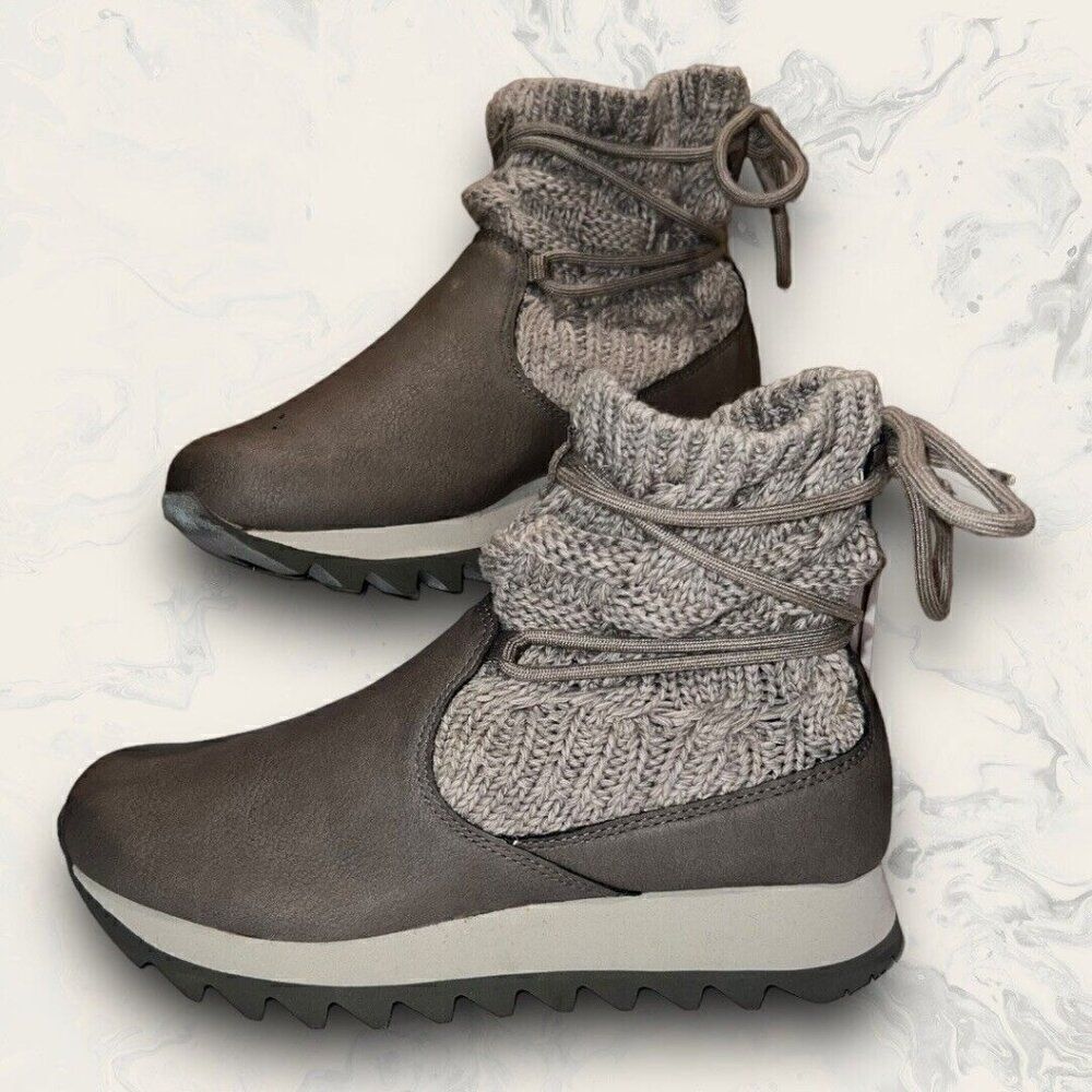 Merrell Alpine Pull On Brindle Gray Vegan Leather Knit Boots Womens Size 7.5